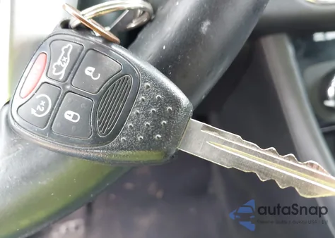 2013 Chrysler 200 Limited z USA, uszkodzony, nr VIN 1C3CCBCG0DN524593